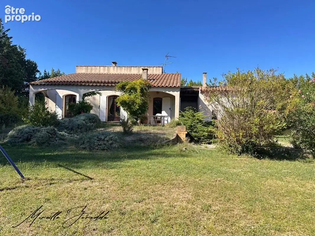 Maison à JONQUIERES-SAINT-VINCENT