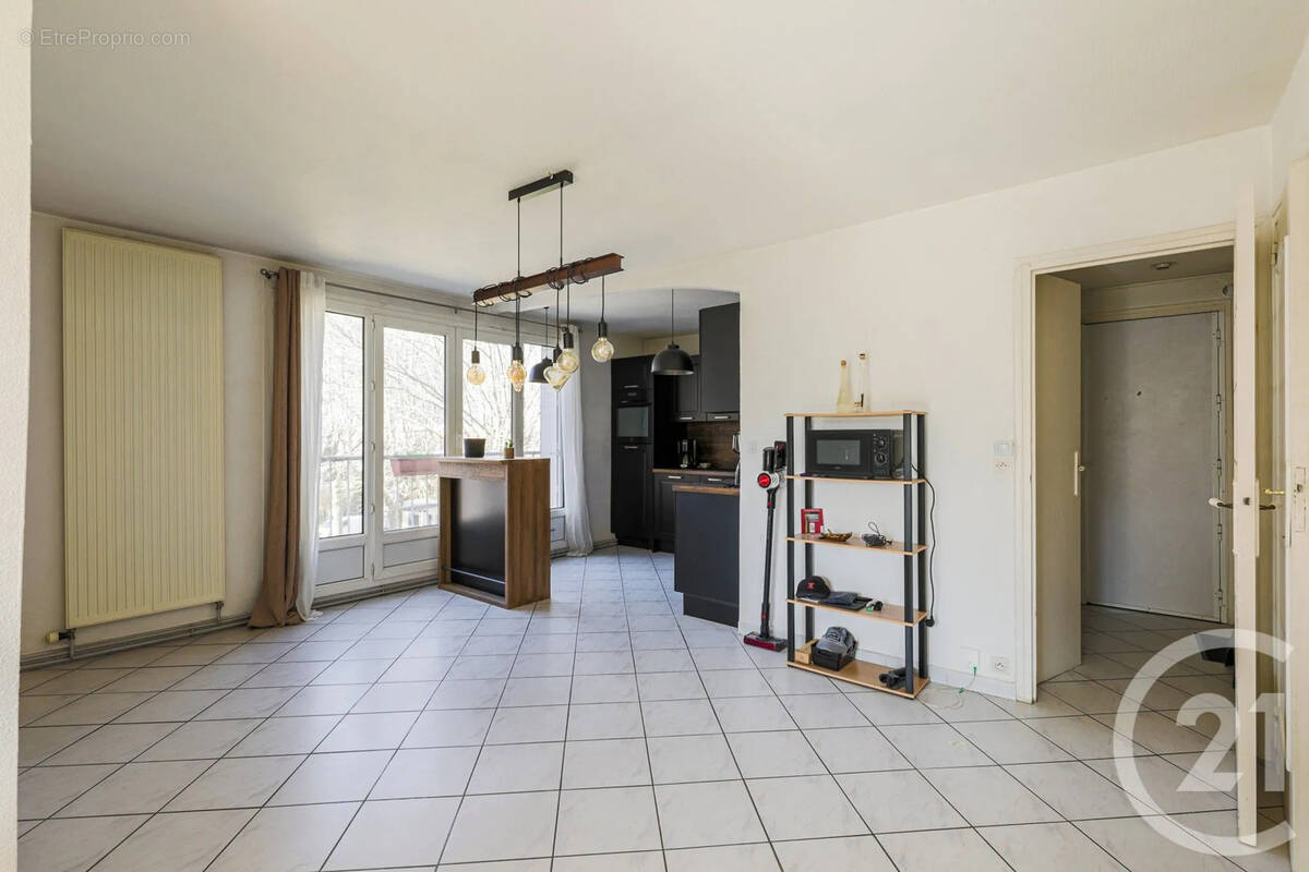 Appartement à SEYSSINET-PARISET