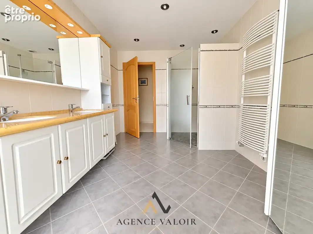 Rémelfing - Maison individuelle exceptionnelle 225m2 - 5 chambres + bureau + 3 dressing - photo 10