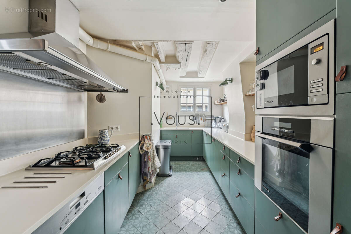 Appartement à PARIS-3E