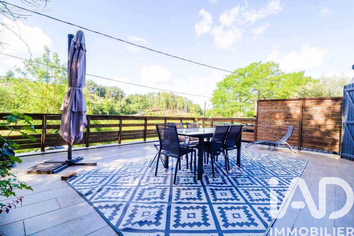 Maison 135 m² à Saulx-Les-Chartreux  - photo 2