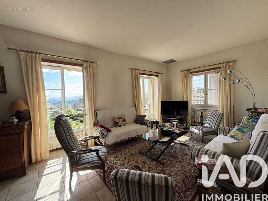 Photo 7 - Maison à LE BOIS-D'OINGT