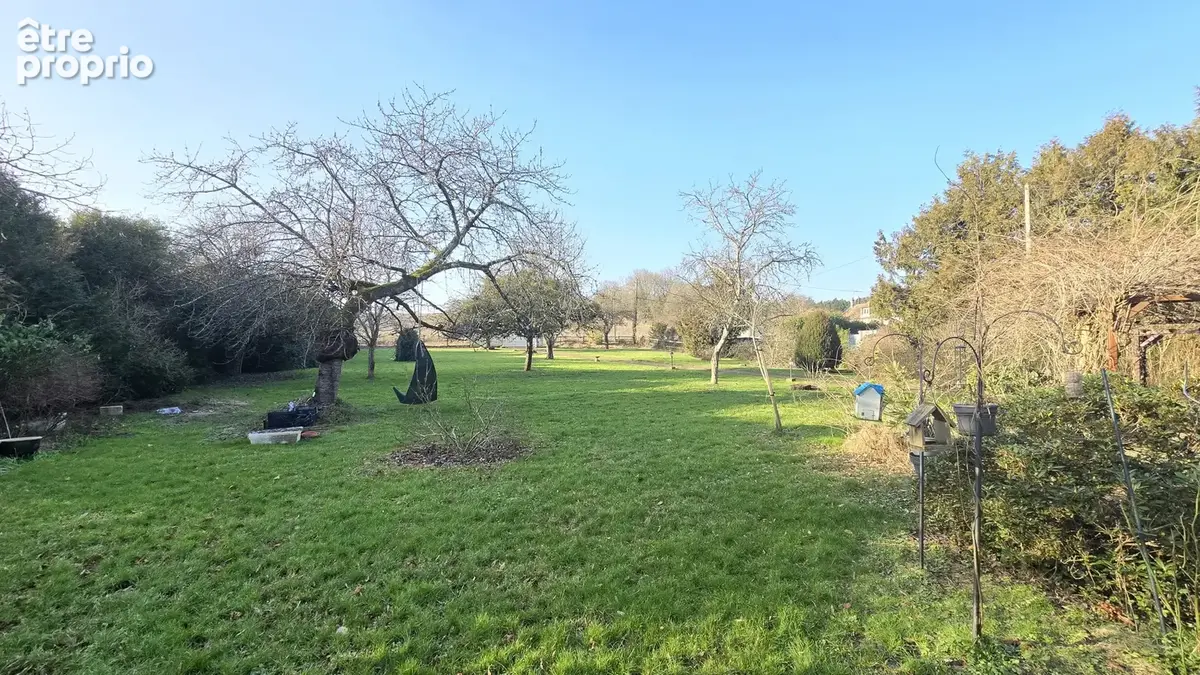 Maison de  226m2 sur sous sol total et terrain de 3550m2 - photo 19