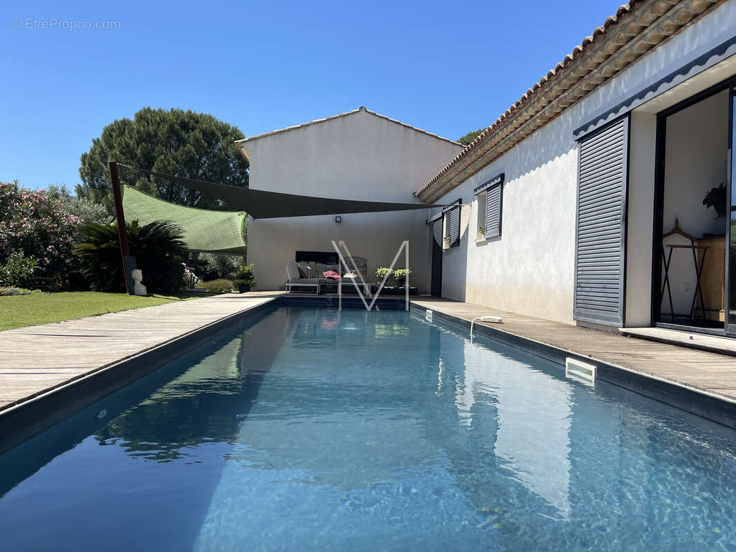 Maison à PLAN-DE-LA-TOUR