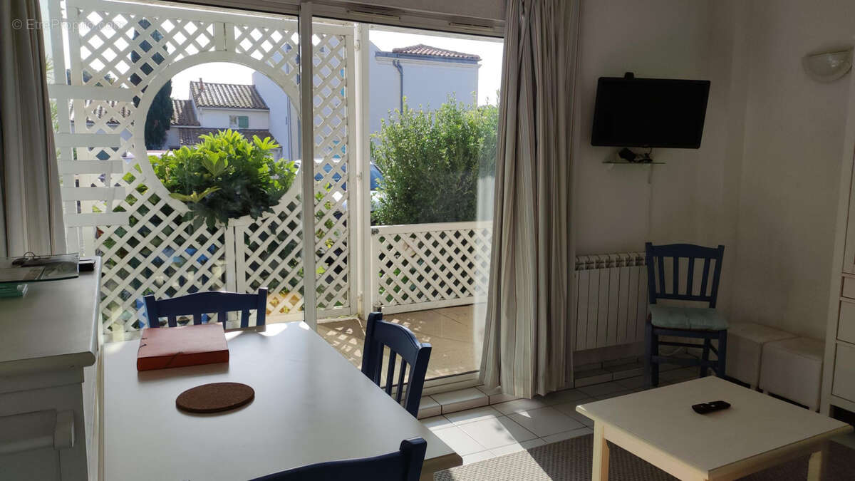 Appartement à FOURAS