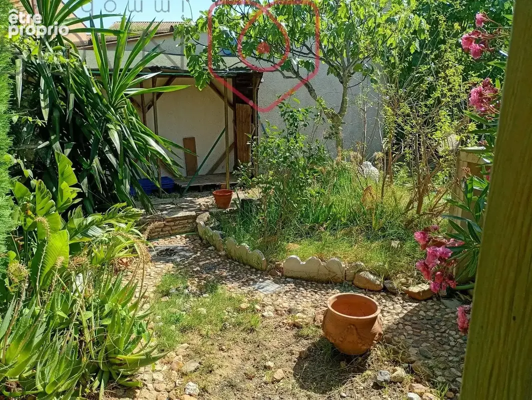 À vendre  Maison familiale avec jardin, garage et stationnement  Porte d'Espagne - photo 14