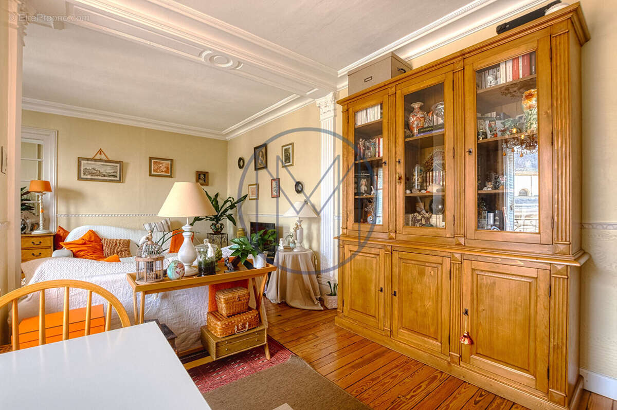 Appartement à VERSAILLES