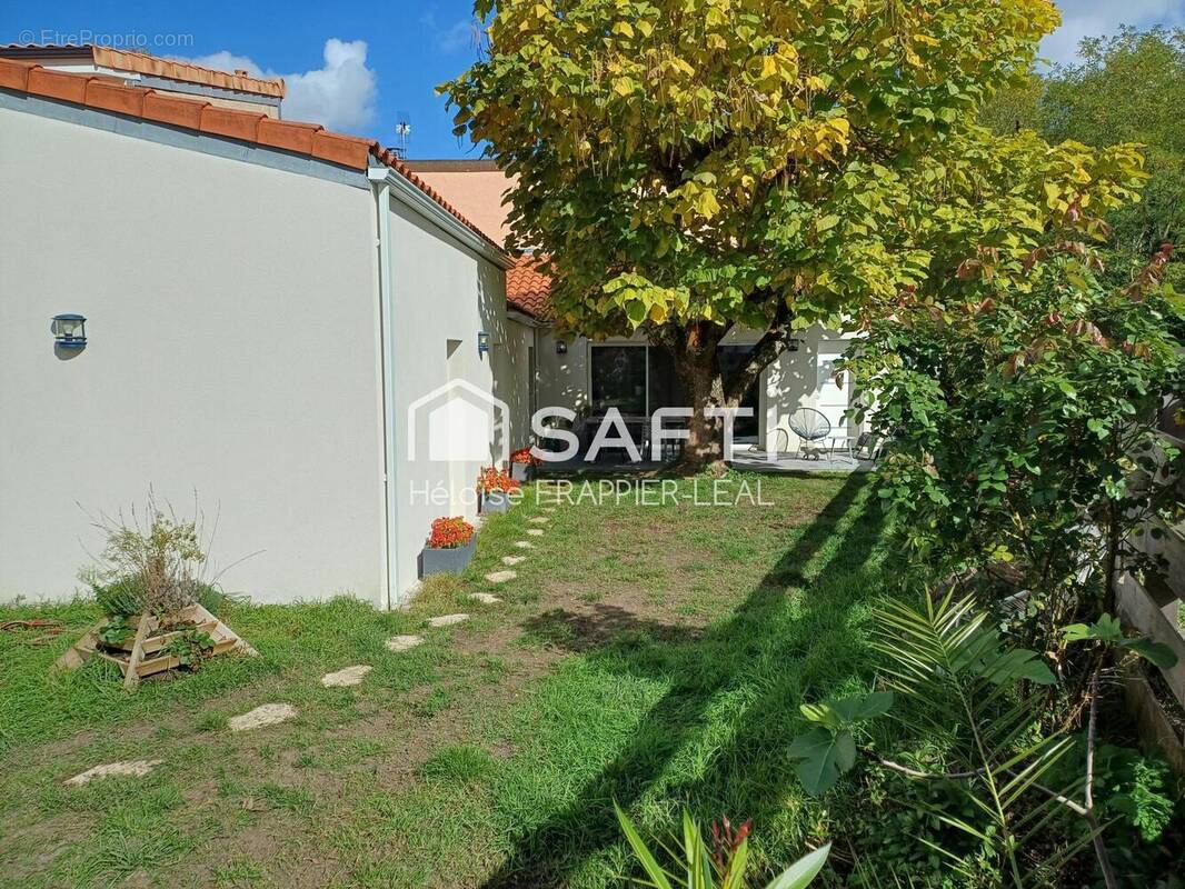 Photo 1 - Maison à GRADIGNAN