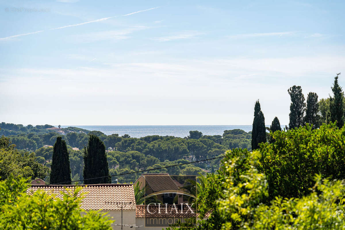Villa d’architecte avec piscine balinaise à 1 km de la mer   Havre de paix à Sanary - photo 15