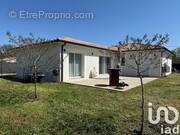 Photo 1 - Maison à SAINT-MAGNE-DE-CASTILLON