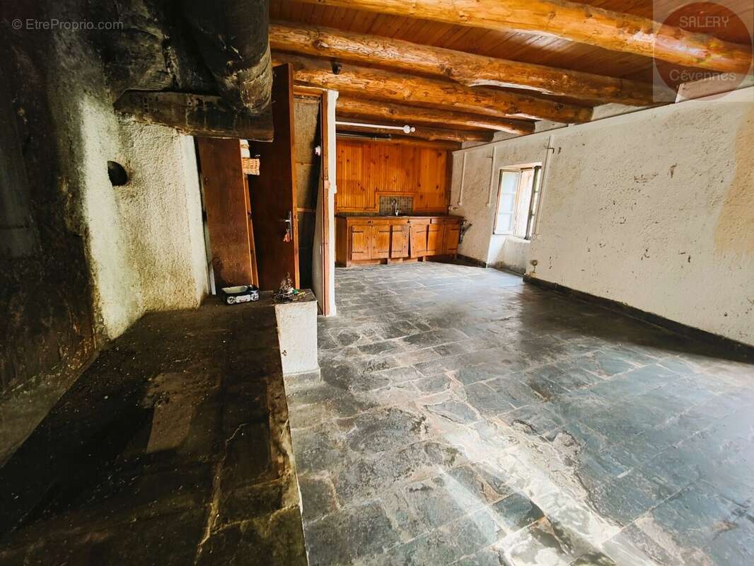 Maison à LE POMPIDOU