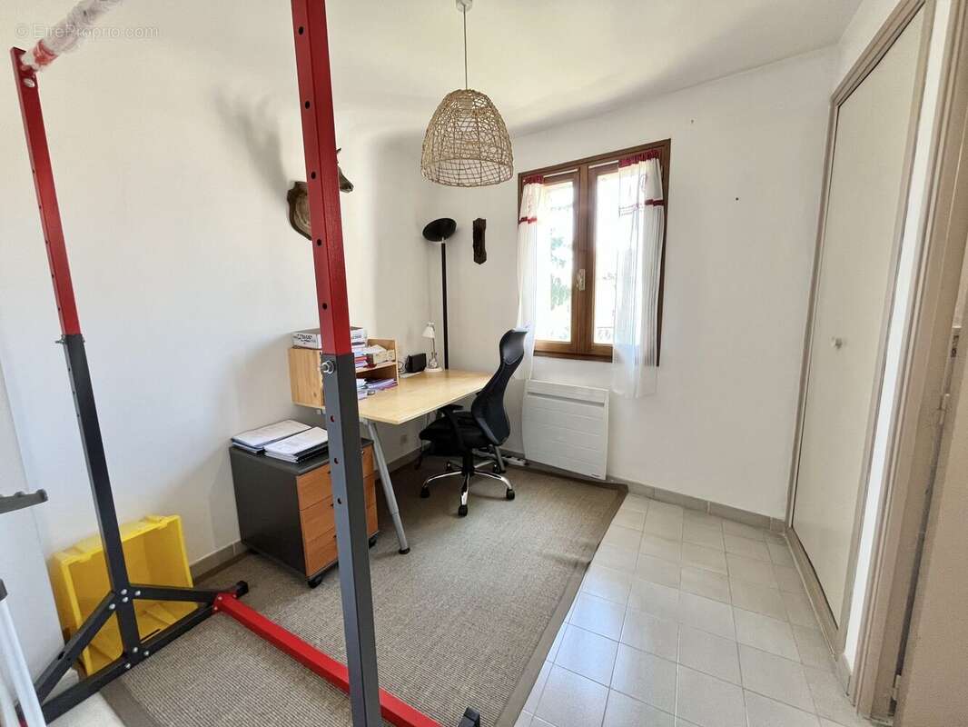 Maison à RIEUTORT-DE-RANDON