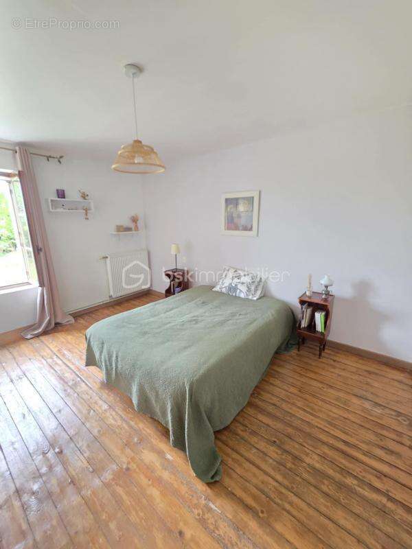 Maison à SAINTE-GAUBURGE-SAINTE-COLOMBE