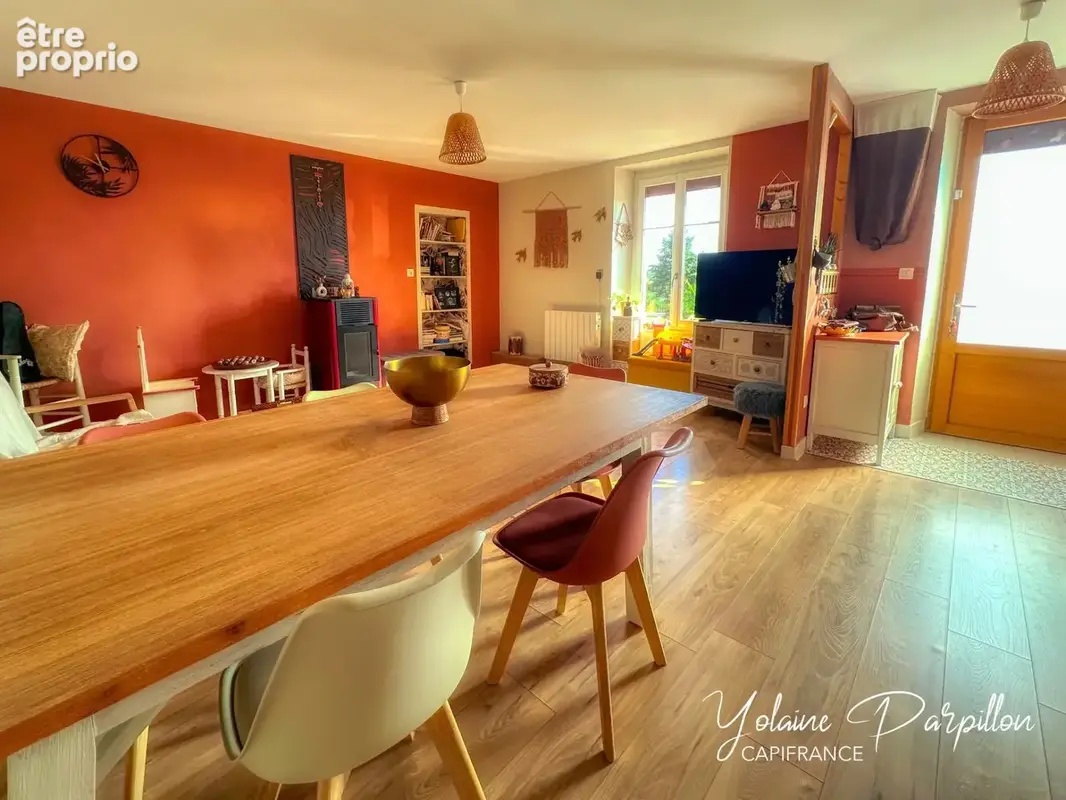 Maison de bourg avec 2 chambres et un jardin clos à CHAVAGNES EN PAILLERS (85) - photo 5