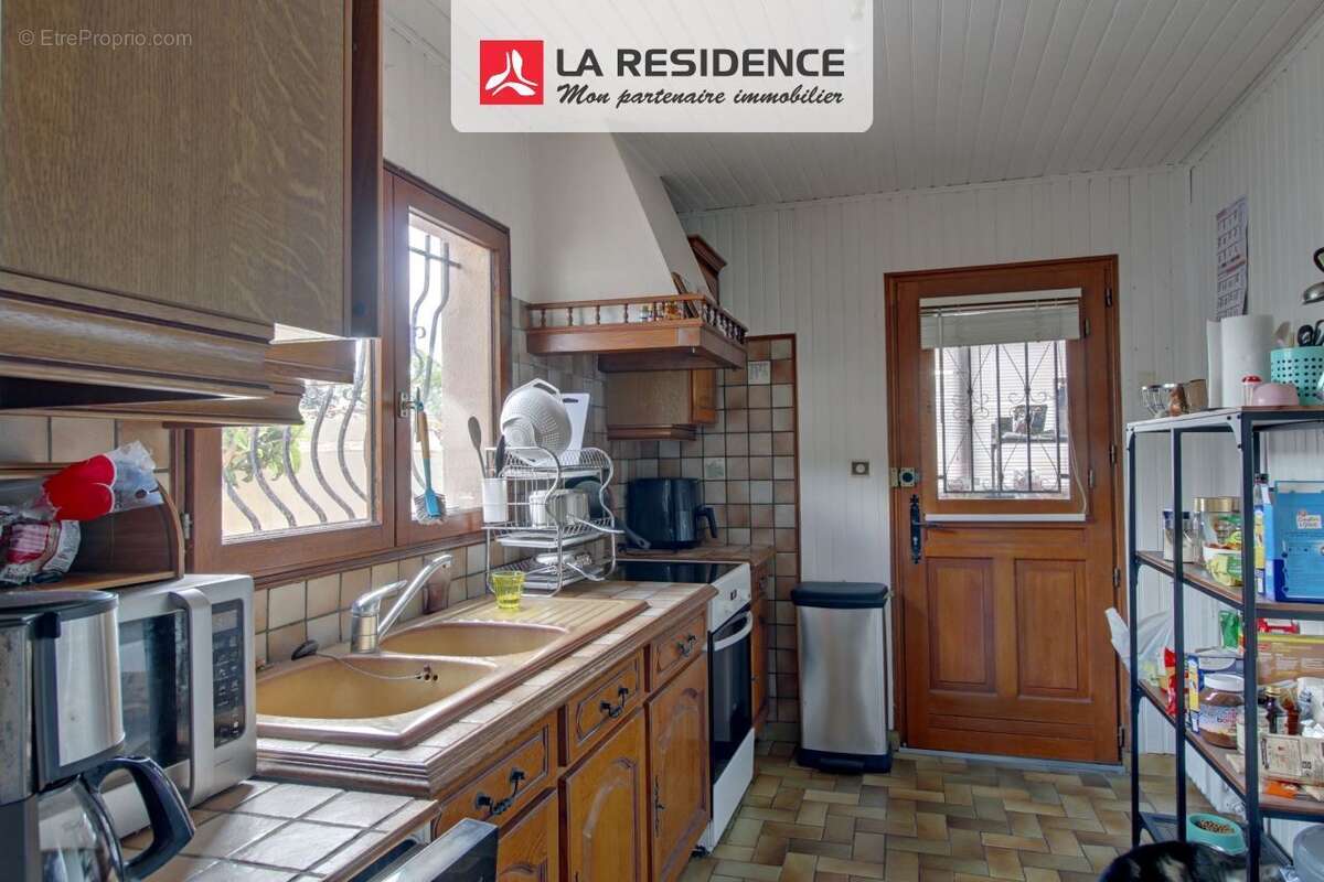 Maison à SAINT-ETIENNE-DU-ROUVRAY