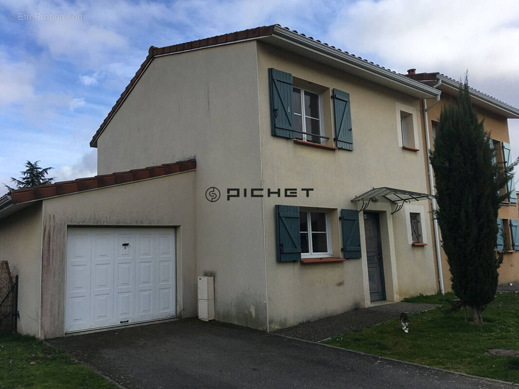 Maison à CORNEBARRIEU