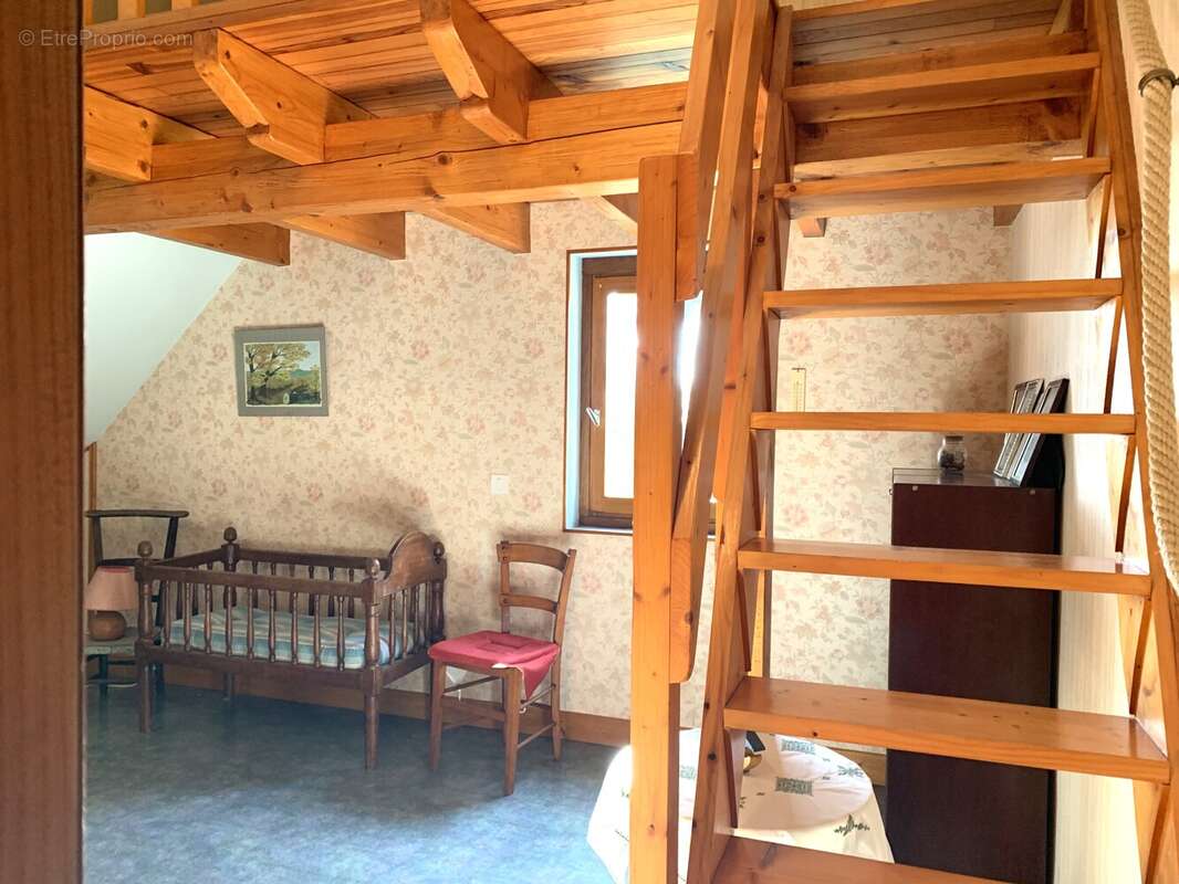 Maison 164 m² à Cublac  - photo 19