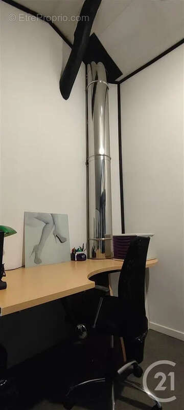 Maison à SAINT-QUENTIN-SUR-COOLE