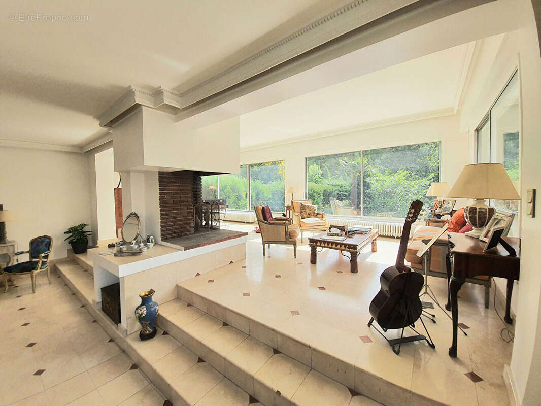 Maison à MONTLIGNON