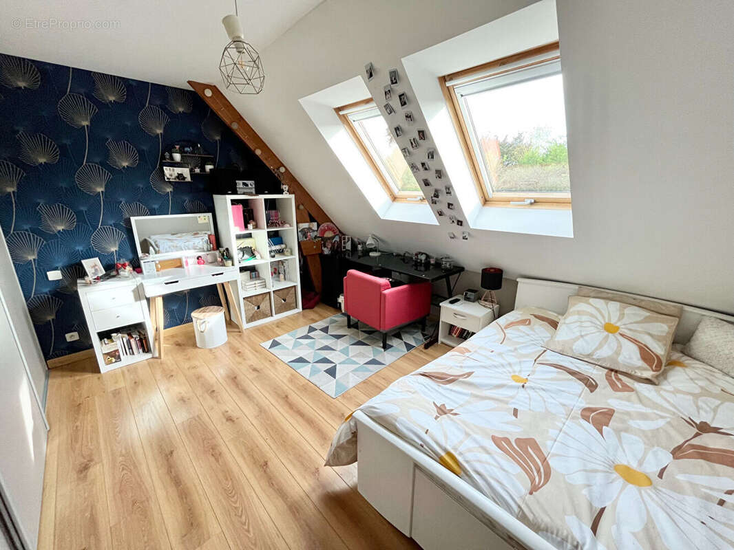 Maison à SAINT-CYR-SUR-LOIRE