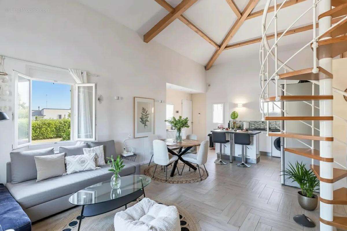 Maison à ANTIBES