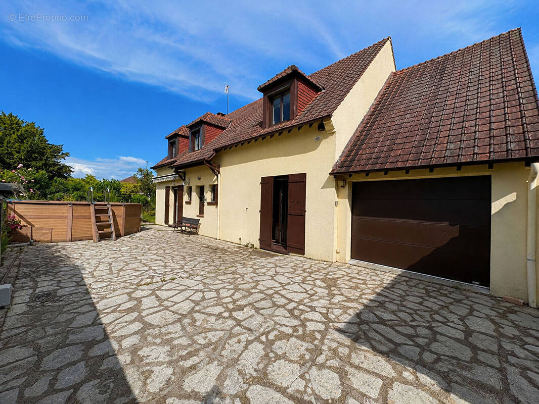 Maison à BOISSETTES