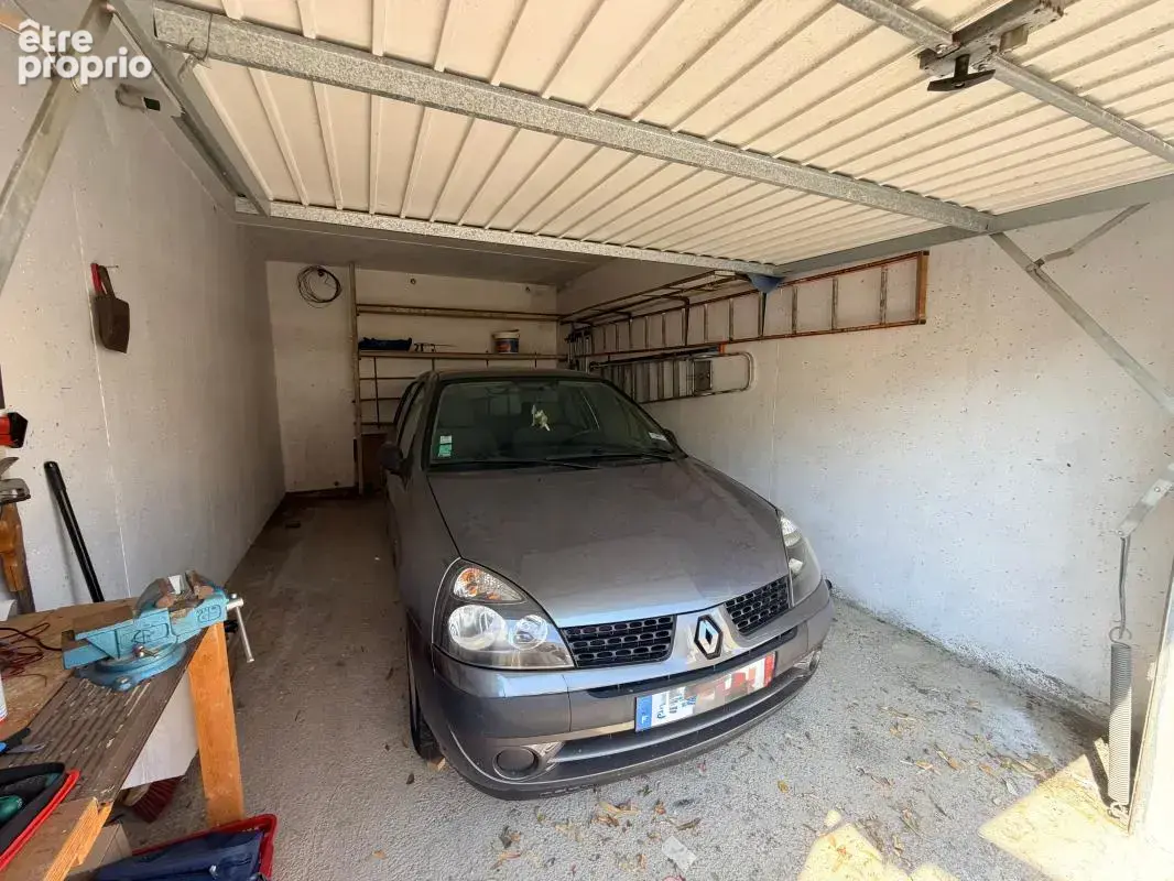 À Vendre Marseillan plage Garage en coeur de station ! - photo 2