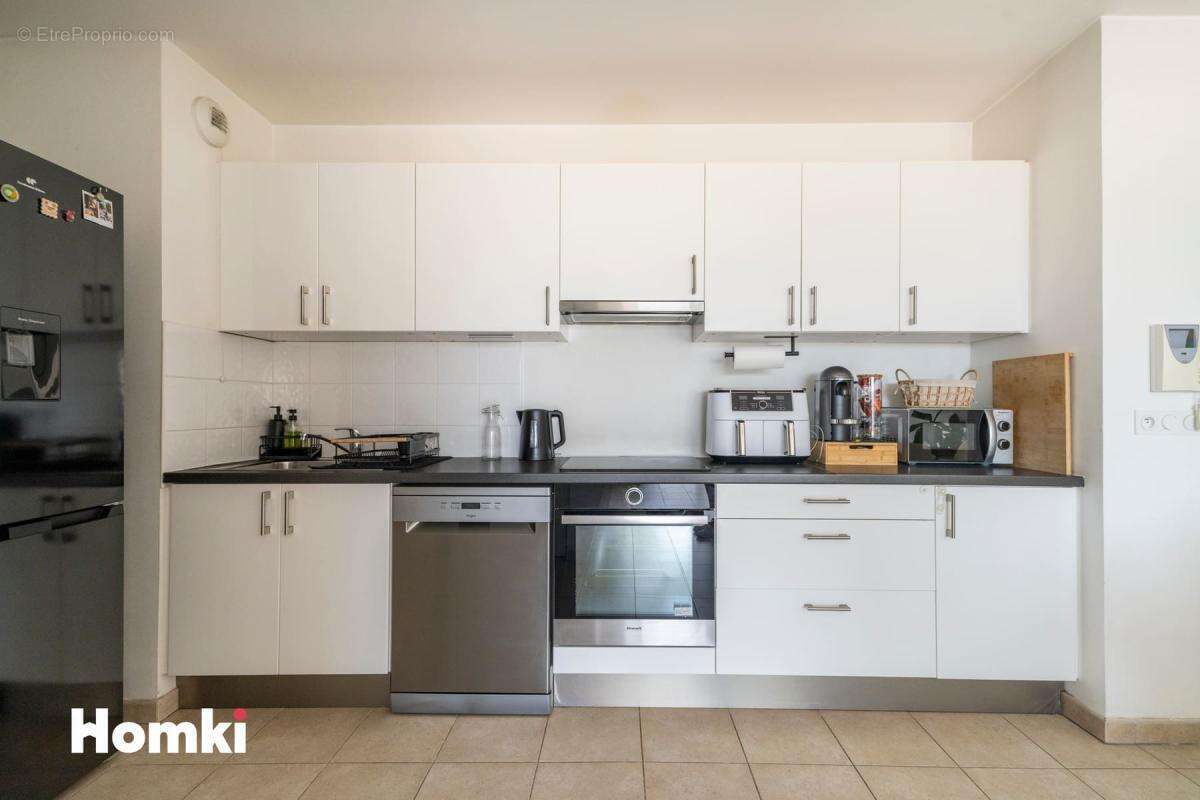 Appartement à MARSEILLE-12E