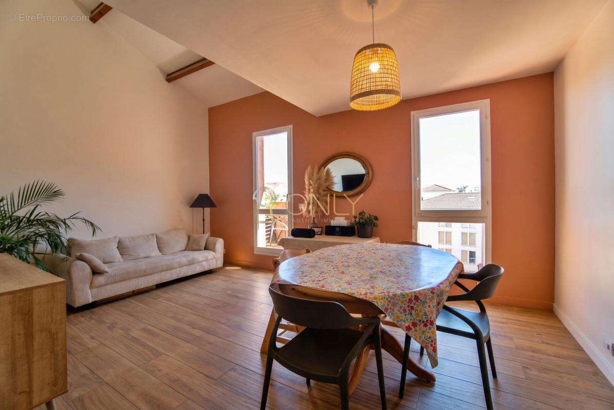 Appartement à VILLEFRANCHE-SUR-SAONE