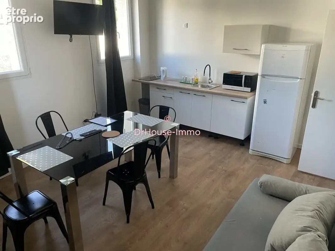 Appartement 8 pièces 270 m² à vendre à Gond-Pontouvre (16160) - photo 17
