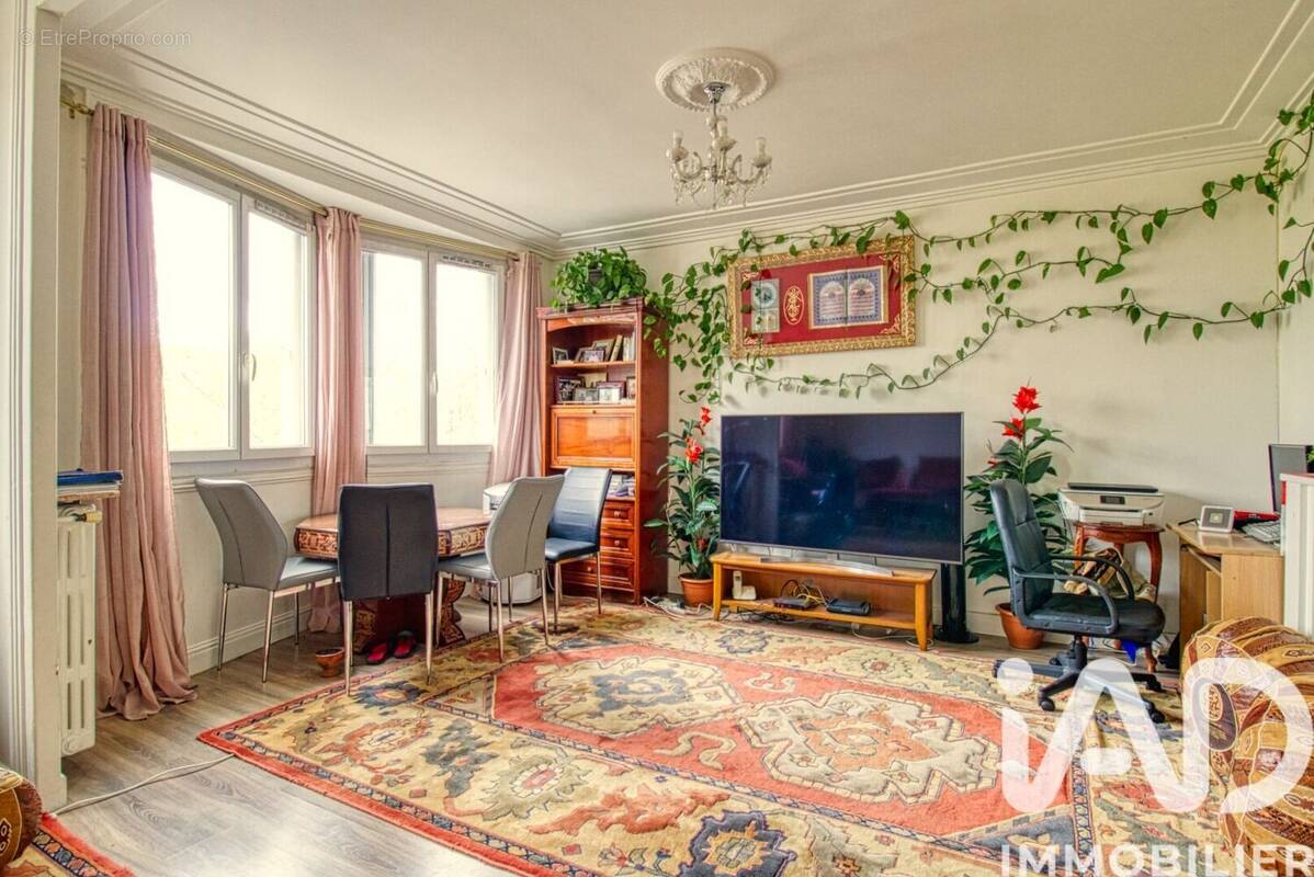 Photo 1 - Appartement à PARIS-17E