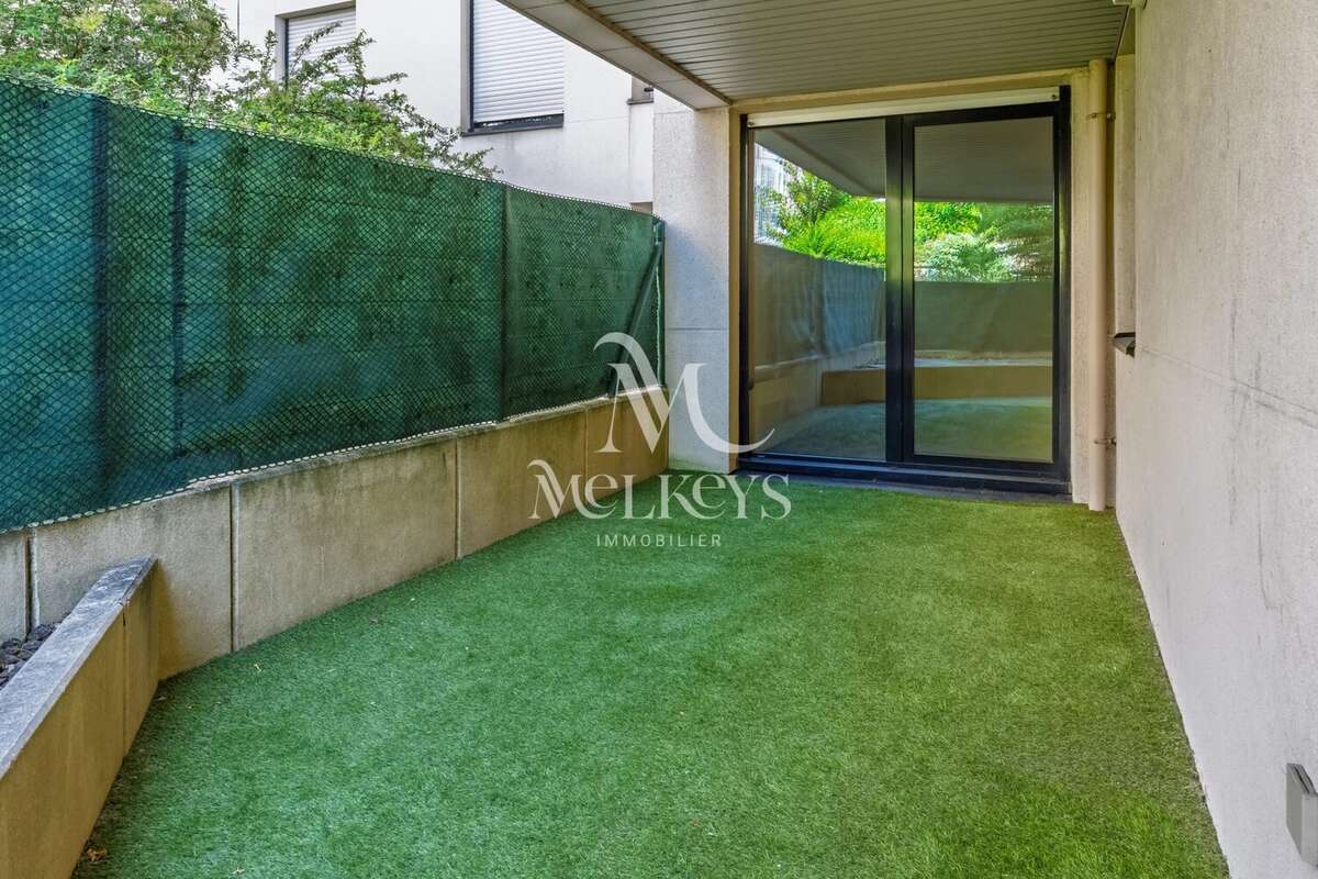 Boulogne Centre - 2 Pièces Jardin et Terrasse - photo 11
