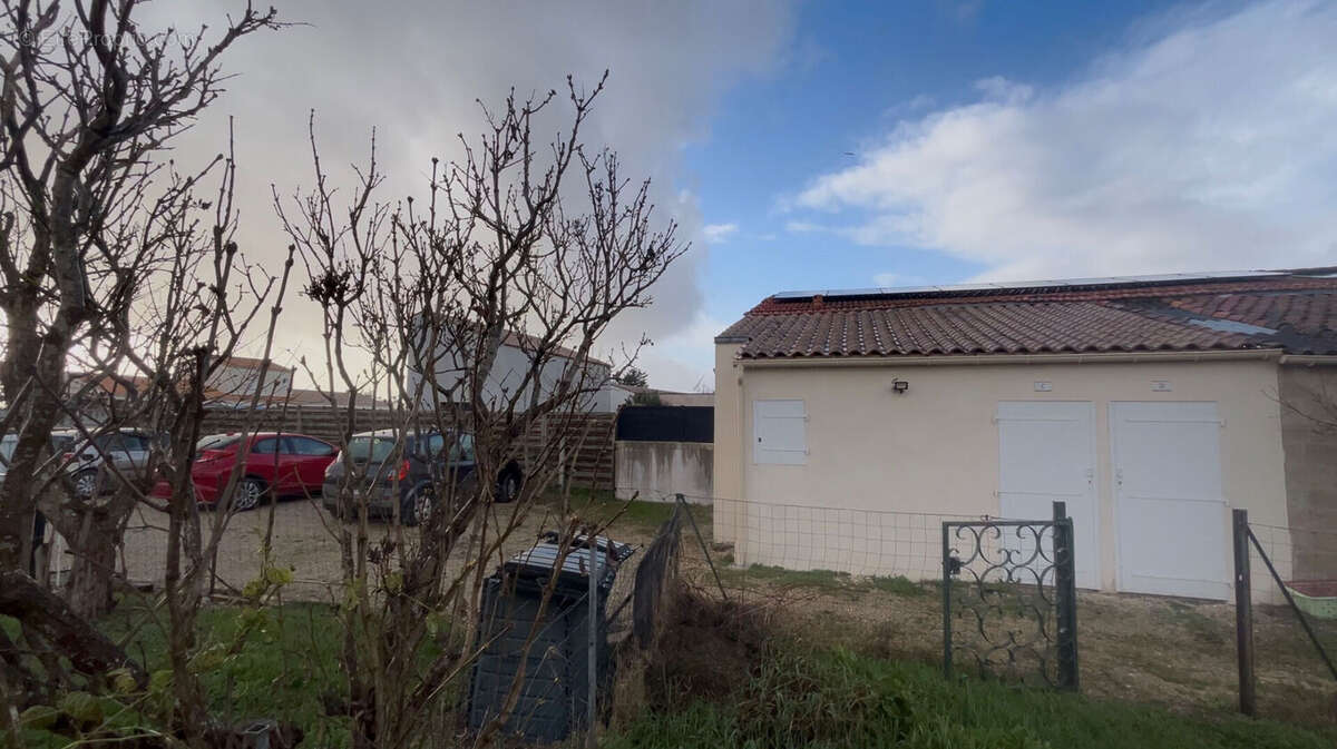 Maison à YVES