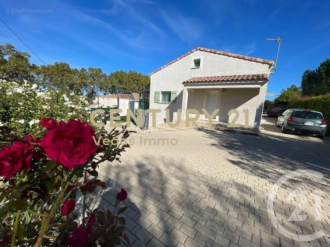 Maison à SAINT-JEAN-DE-VEDAS