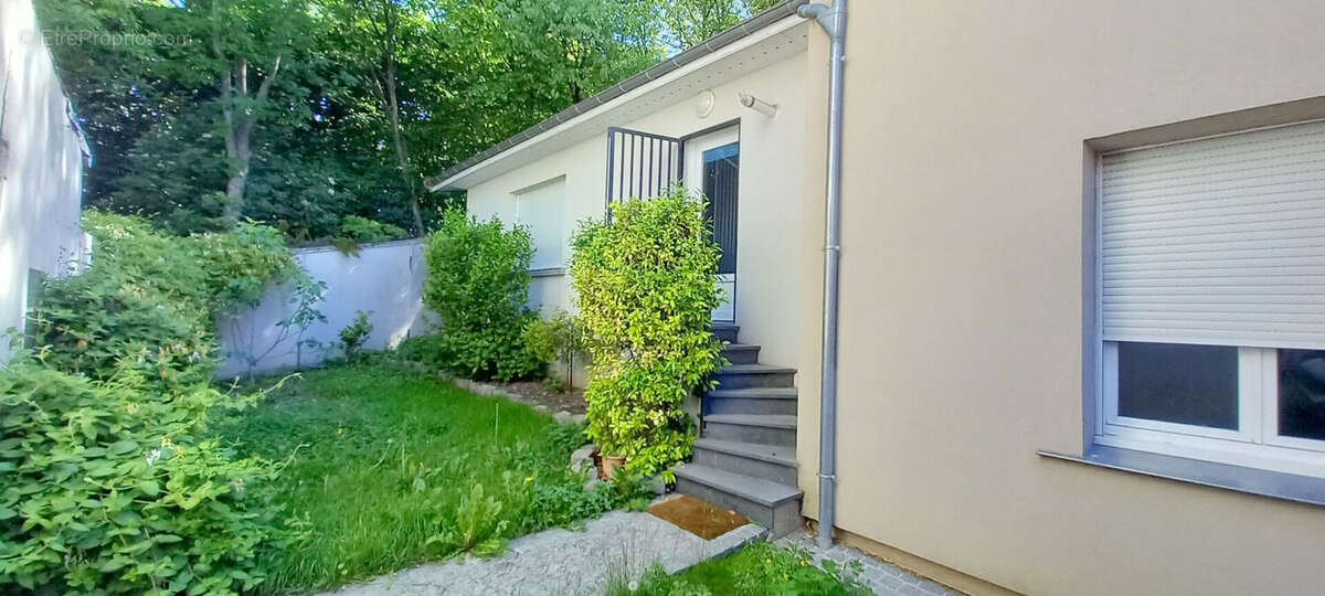 9 minutes metro gallieni  maison avec jardin  dans petite copropriete - photo 12