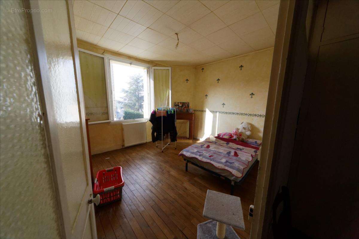 Appartement à LATILLE