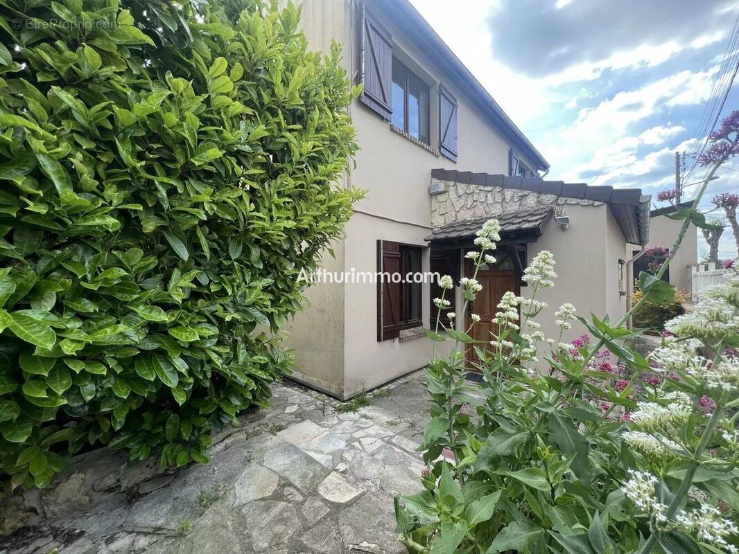 Maison à SUCY-EN-BRIE