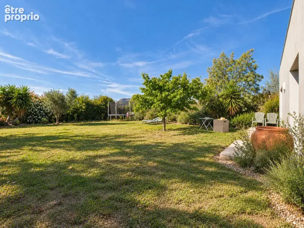 Villa contemporaine avec terrain piscinable a afa - photo 18