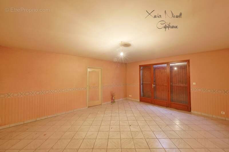 Maison à MONTREVEL-EN-BRESSE