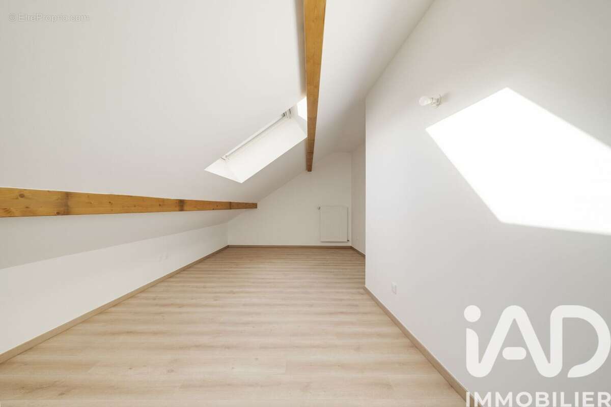 Photo 9 - Appartement à HEILLECOURT