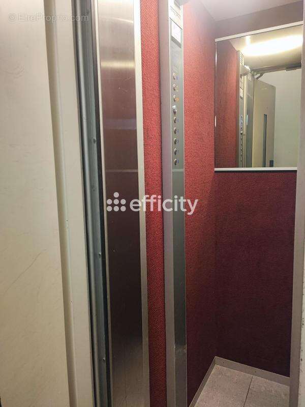Appartement à PARIS-6E