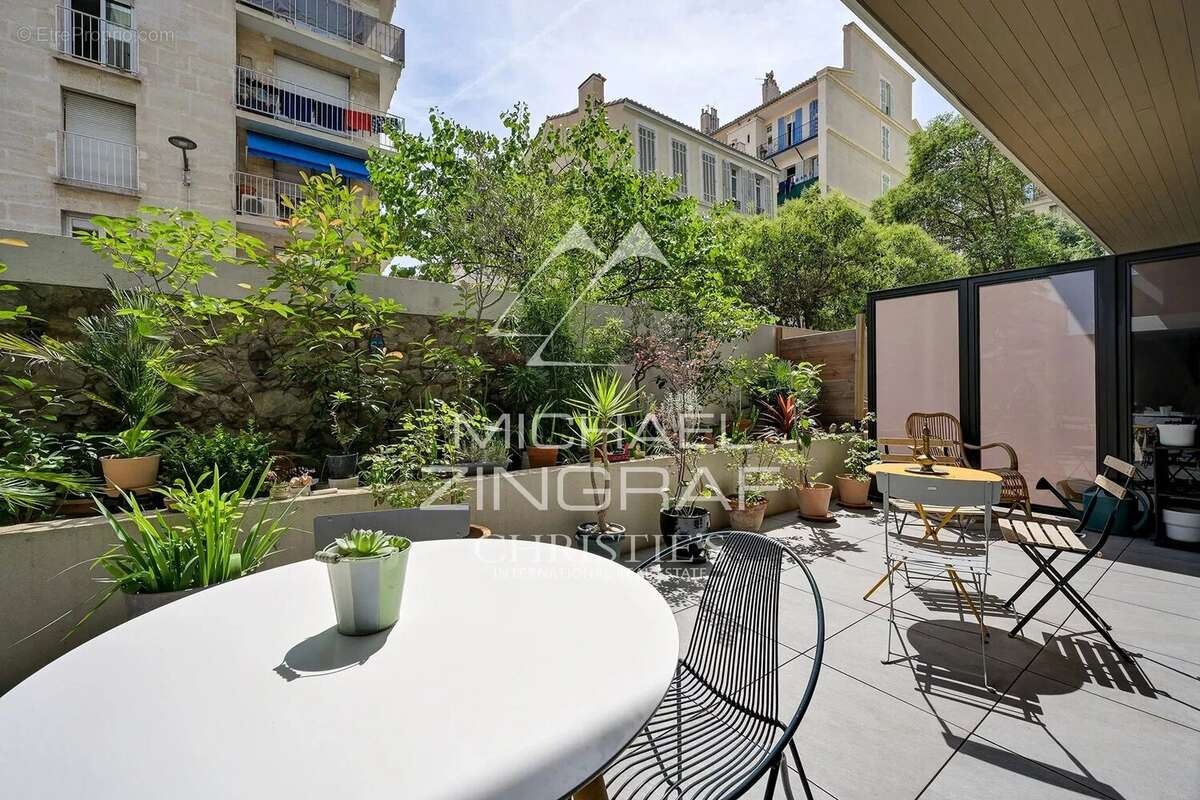 Appartement à MARSEILLE-7E