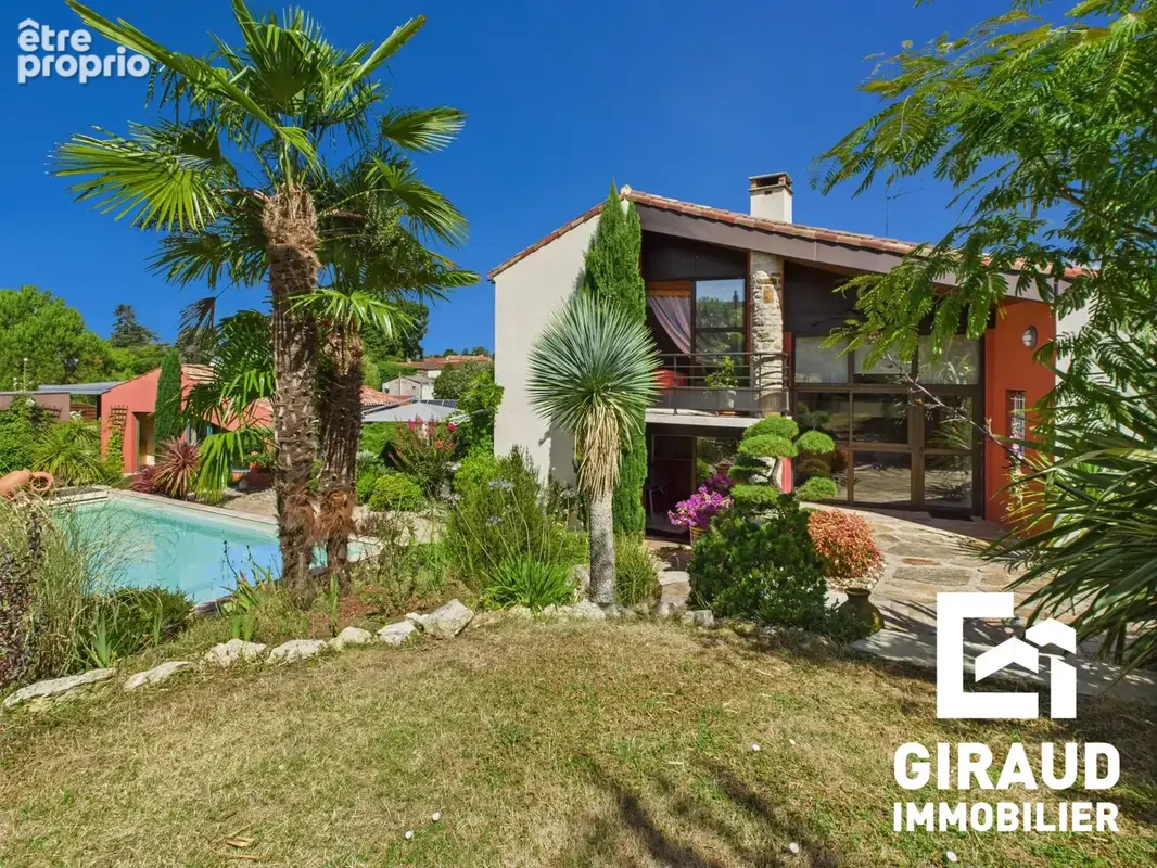 Photo Maison à Fontenay-Le-Comte au prix de 793 100€