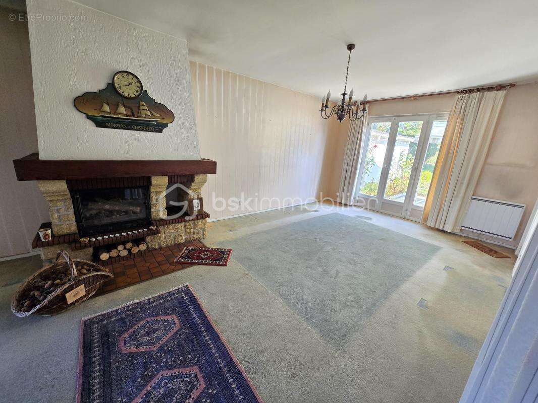 Maison à COULANGES-LES-NEVERS