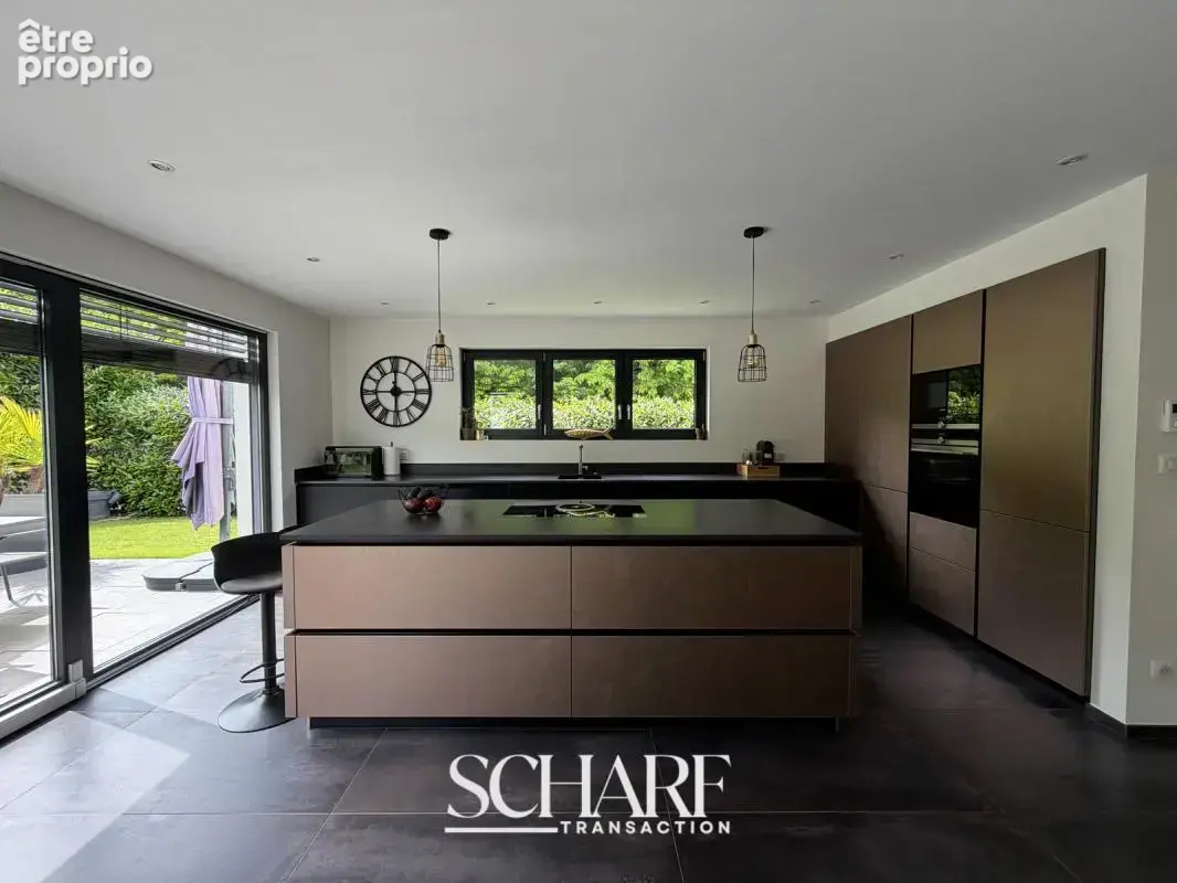 Maison d’architecte de 200m2 face à la forêt - Hangenbieten - photo 3