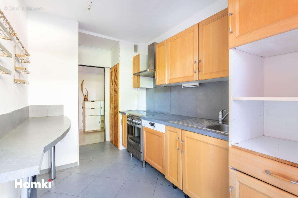 Appartement à MARSEILLE-12E