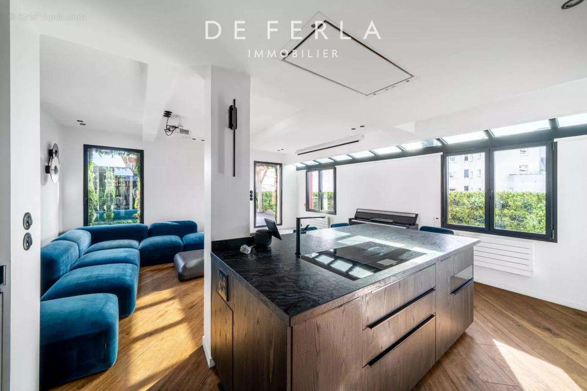 Appartement à PARIS-19E