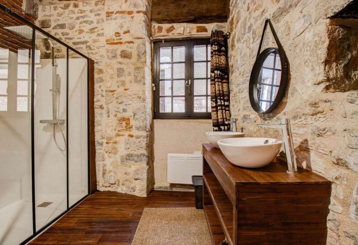 Immeuble avec cour - coeur de Cajarc - photo 6