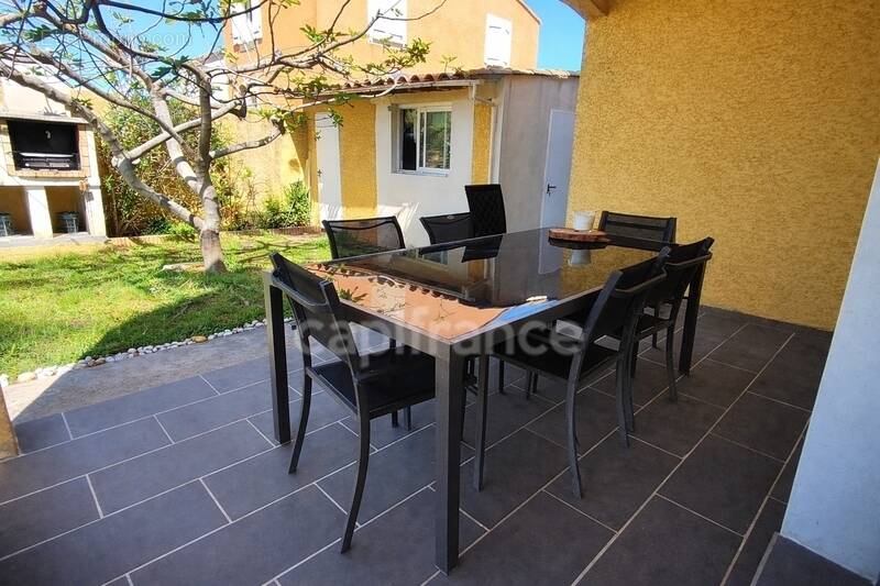 Maison à SAINT-GILLES