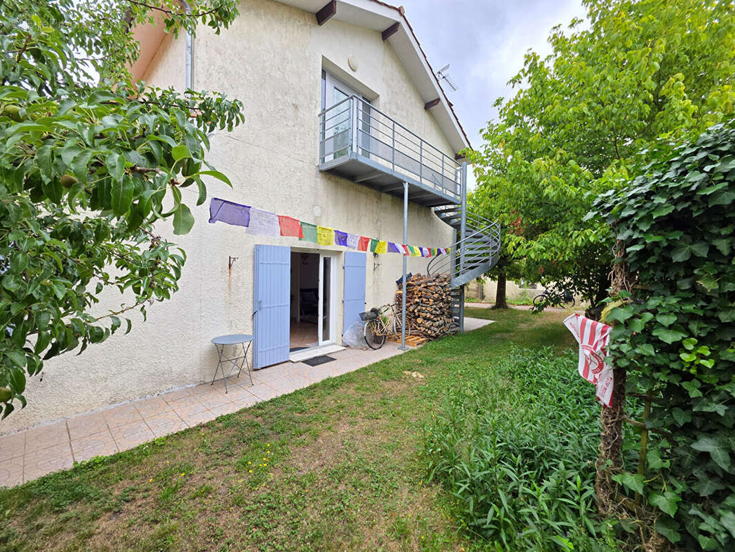 Appartement T3 de 99 m² avec jardin  ? Stationnement 2 véhicules - photo 11